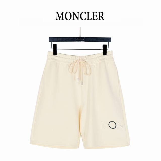 Moncler 25Ss side letter logo and back pocket badge embroidered shorts Made of h