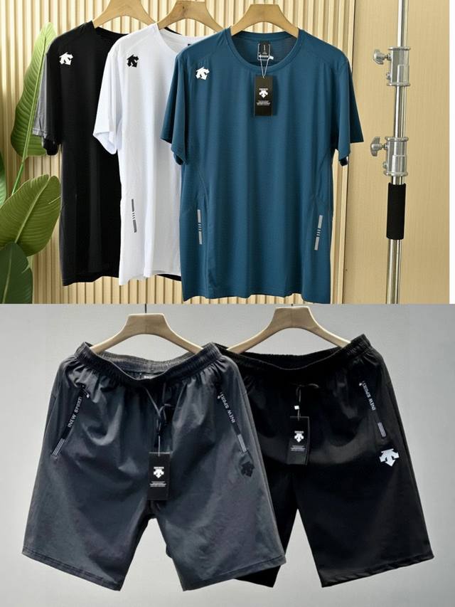 New light suit Descente summer three-color shorts and short-sleeved suit high-q