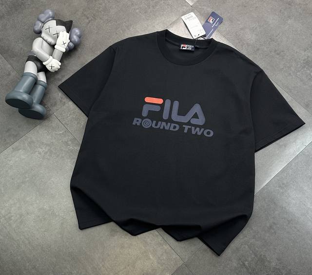 The same style short-sleeved shirt as the official website of the trendy brand