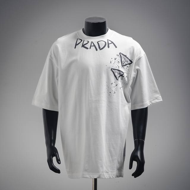 Prada 25Ss hand-painted graffiti short-sleeved T-shirt Made of top-grade 280g cu