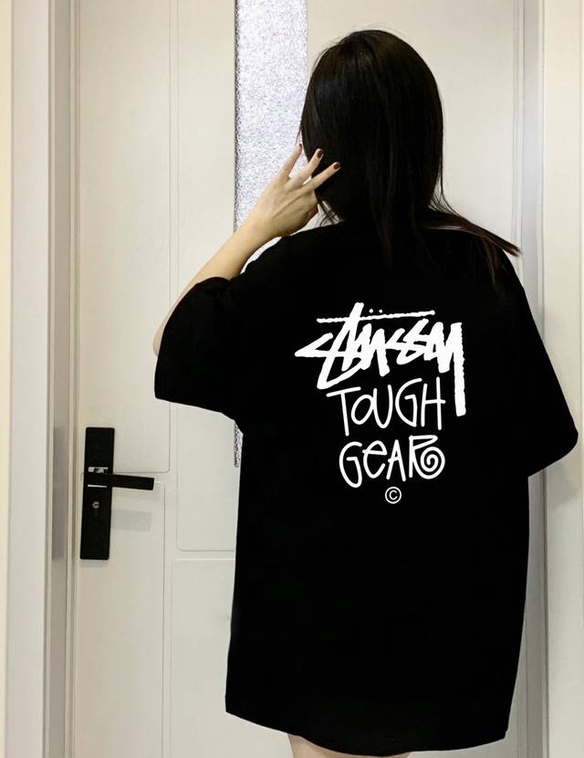Stussy Tough Gear round neck short sleeve half sleeve T-shirt The fabric is made
