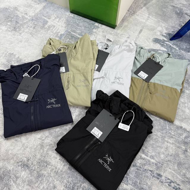 Cabinet for sale ' Arc'teryx Squamish Unisex Hoody Sun Protection Jacket Skin J