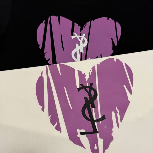 Ysl Saint Laurent Paris Retro Fashion Week catwalk classic versatile love couple