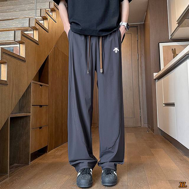 Descente exclusive real shot of the new summer high-quality high-elastic breatha