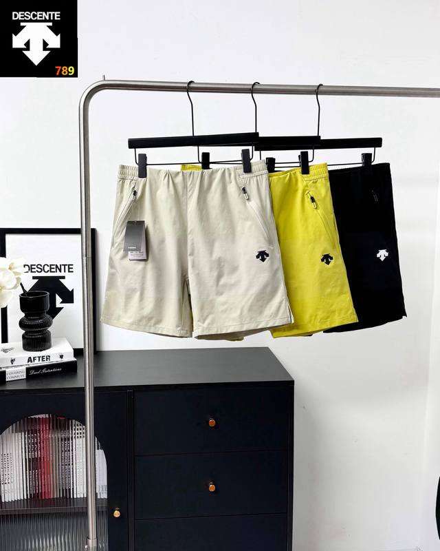 Descente men's breathable woven shorts sports casual fitness shorts. 1 All fabri