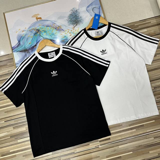 Ten thousand needle embroidery logo three-dimensional cutting classic style! Clo