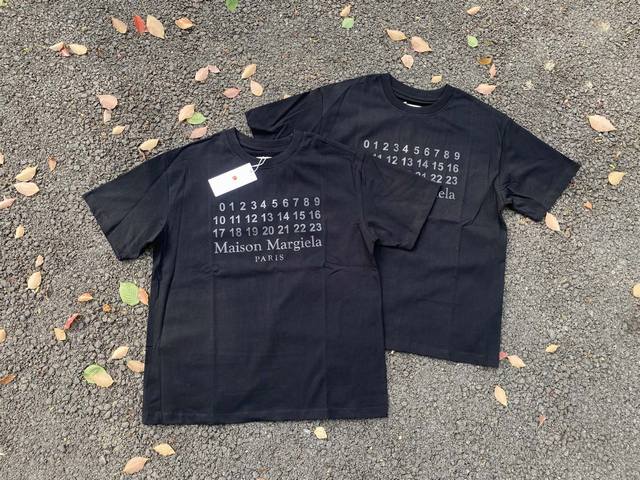 High version Maisonmargiela Margiela dark digital print short sleeves, unisex.
