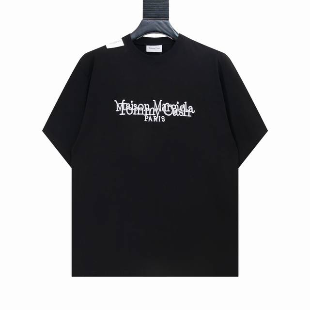 High version Maisonmargiela x Tommy Cash joint embroidered letter short sleeves