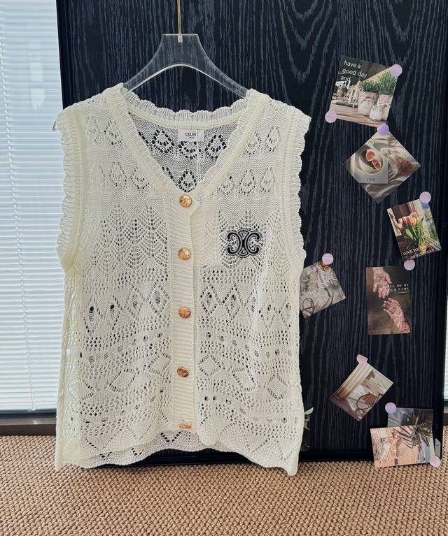 Product name: Celin* Holiday style crochet lace hollow gold button knitted vest
