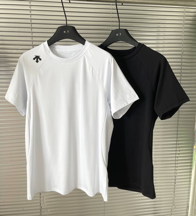 DESANT Training Series Comprehensive Training Cool Men's T-shirt Short Sleeve S