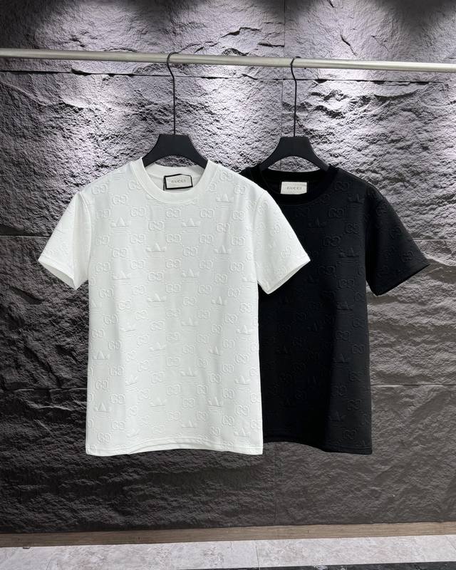 High qualityGucciadidas Gucci and Adidas joint 3D convex dark pattern jacquard T