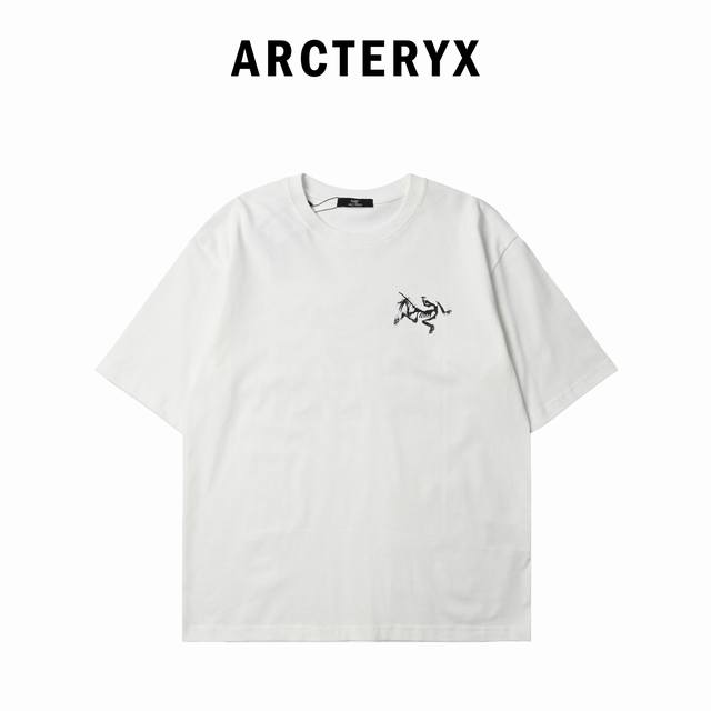 Arcteryx Arc'teryx back nine-square print short-sleeved T-shirt Double design of