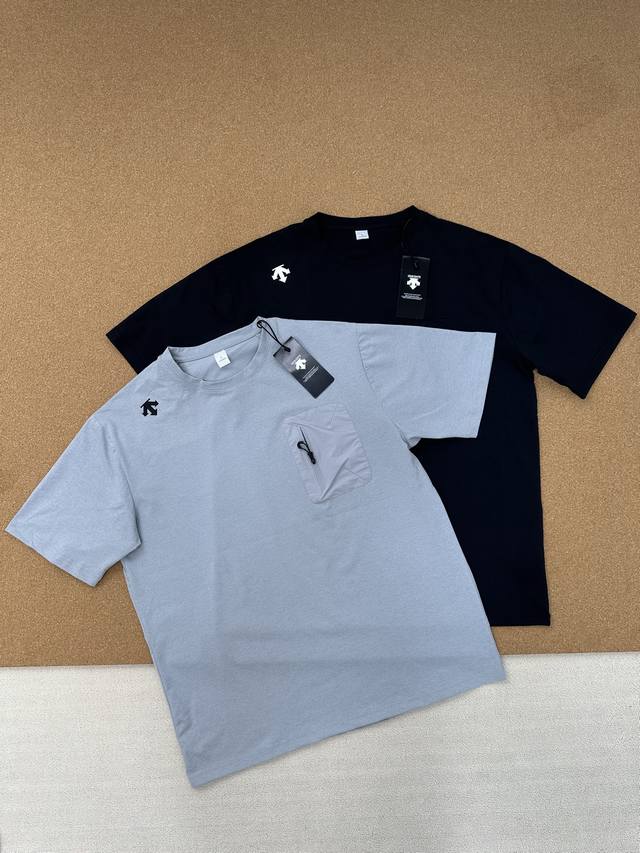Descente Summer solid color round neck pullover logo printed chest zipper casual