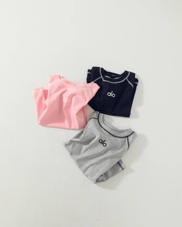 Top Alo new summer sports inner wear short-sleeved T-shirt with visible reverse
