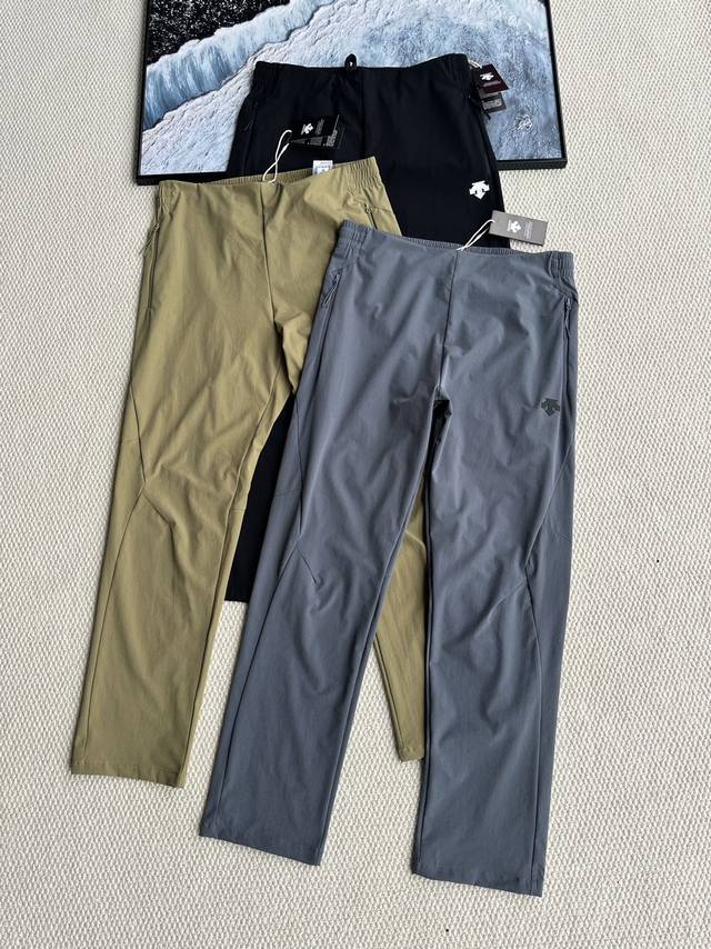 Descente Descente outdoor leisure woven sports quick-drying trousers A very clas