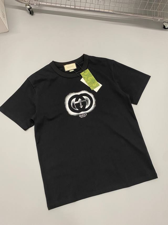 8890# High quality Gucci double G gradient print T-shirt, with three-dimensional
