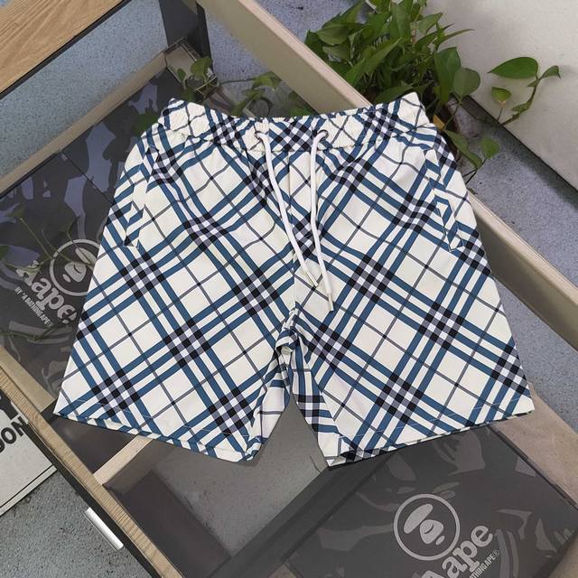 2025 New Burberry classic plaid pattern Logo print casual couple quick-drying sh