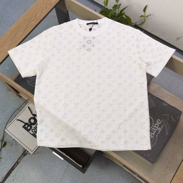 high version 2025 new Louis Vuitton Lv hollow splicing letters full print Logo