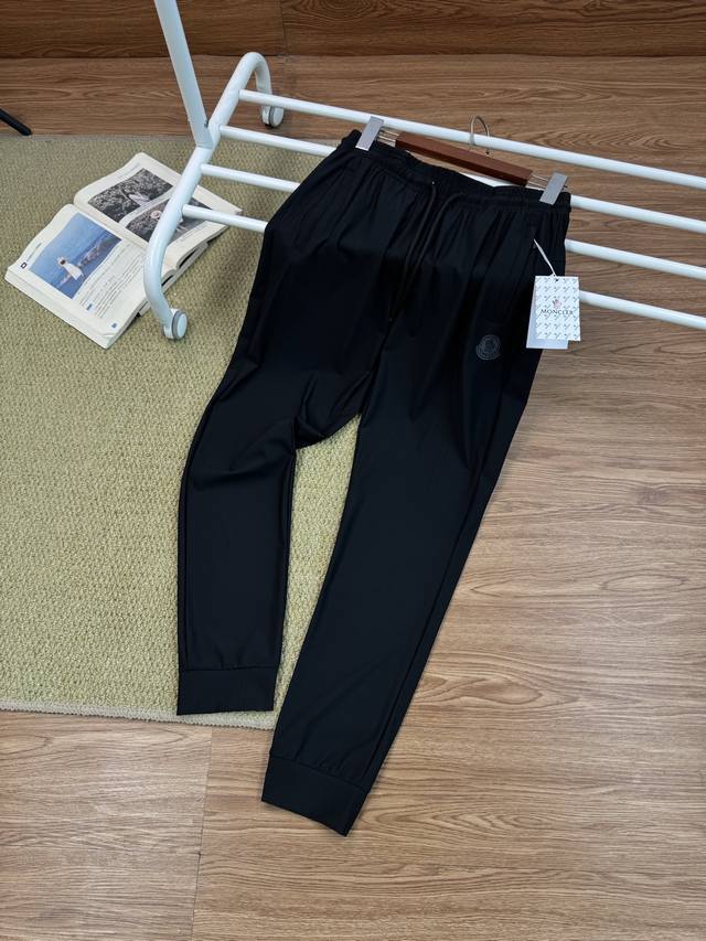 Moncler outdoor light breathable quick-drying sports casual trousers A must-have