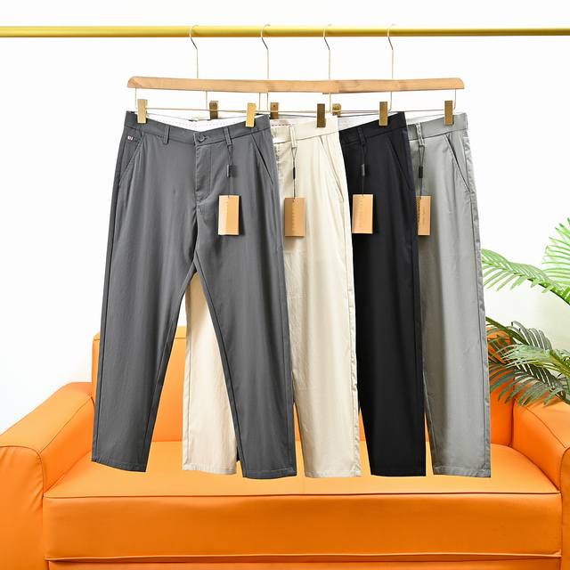 Burberry 25Ss new summer men's trendy business casual nine-point pants! The back