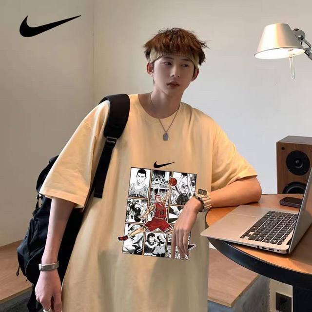 New Nike printed Slam Dunk short-sleeved T-shirt, . The visual effect is perfec