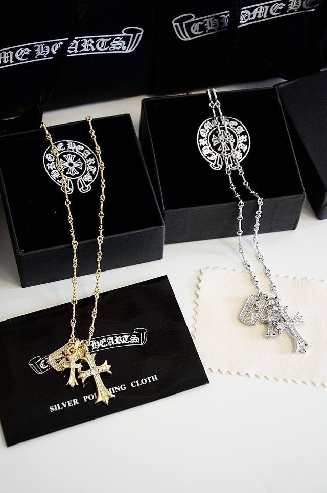 High quality new product, new Chrome Heart 22K hollow double cross clavicle nec