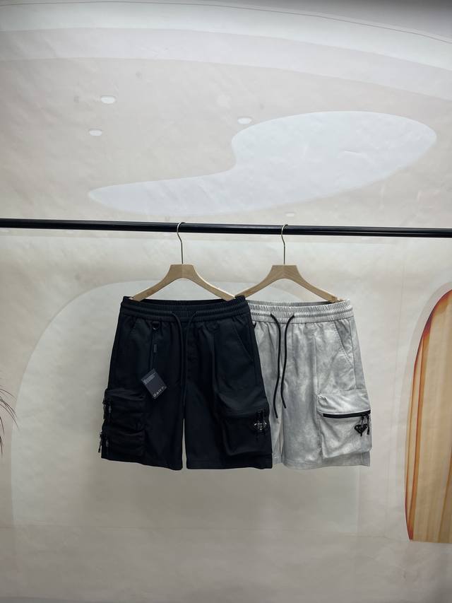 Prada triangle metal leather label functional pocket custom shorts loose shorts
