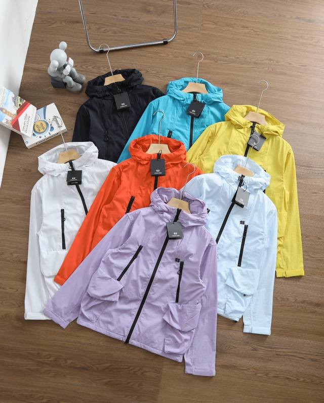 Brand: Kolon Sport Size: SML-Xl-Xxl Color: Black-White-Dark Blue-Yellow-Orange-P