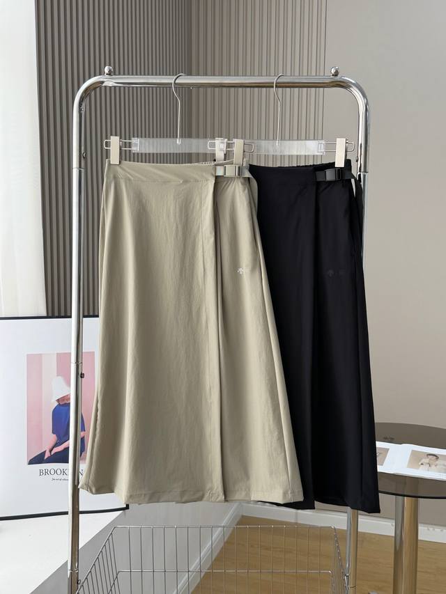 Descente Urban Commuter Series Women's Loose Drape Wide-leg Culottes Summer The