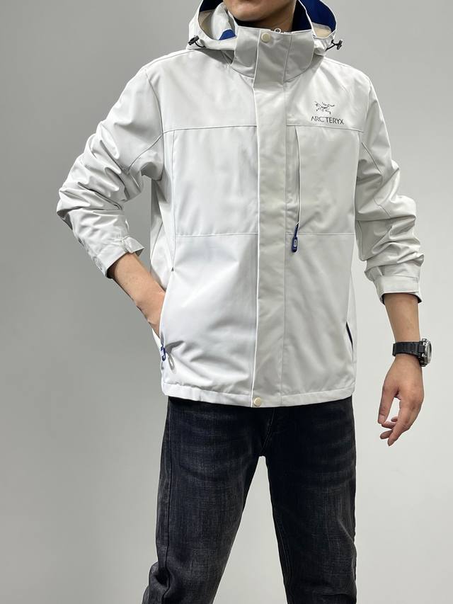 19661# New Arc'Teryx Arc'teryx Gore-Tex waterproof breathable soft shell jacket