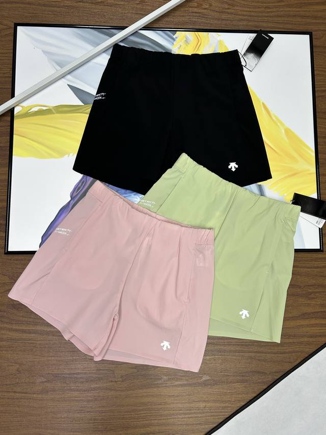 Descente three-color women's shorts! Descente Women's Training series women's w