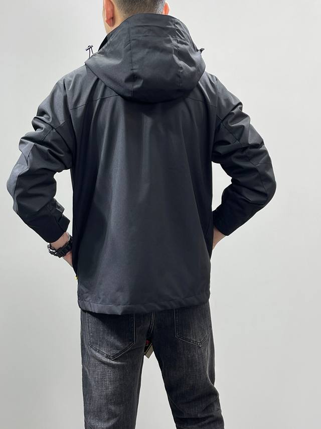 19661# New Arc'Teryx Arc'teryx Gore-Tex waterproof breathable soft shell jacket