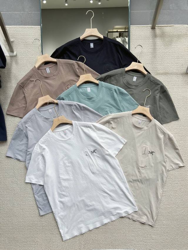 Outdoor Arc'teryx glued pocket craftsmanship, full of outdoor style Original fab
