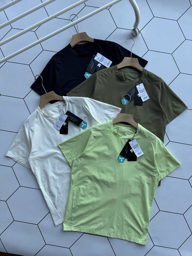 2025 Summer new product Descente Dualis series urban commuting men's short-sleev