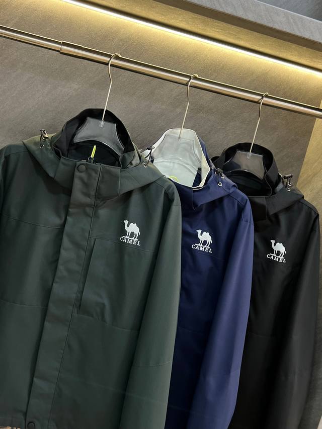 19662# Camel Hooded Outdoor Sports Soft Shell Windbreaker Classic Style New Arri