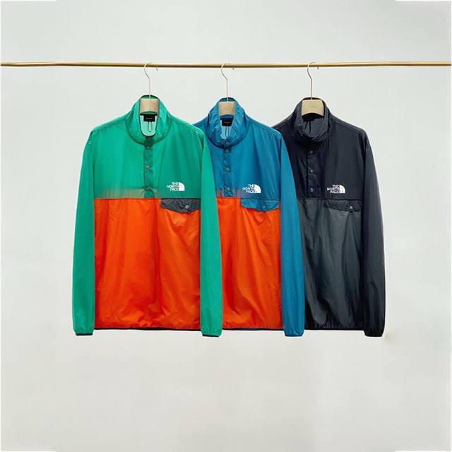 Ootd In summer, you must have a North Face sun protection jacket. When you go ou