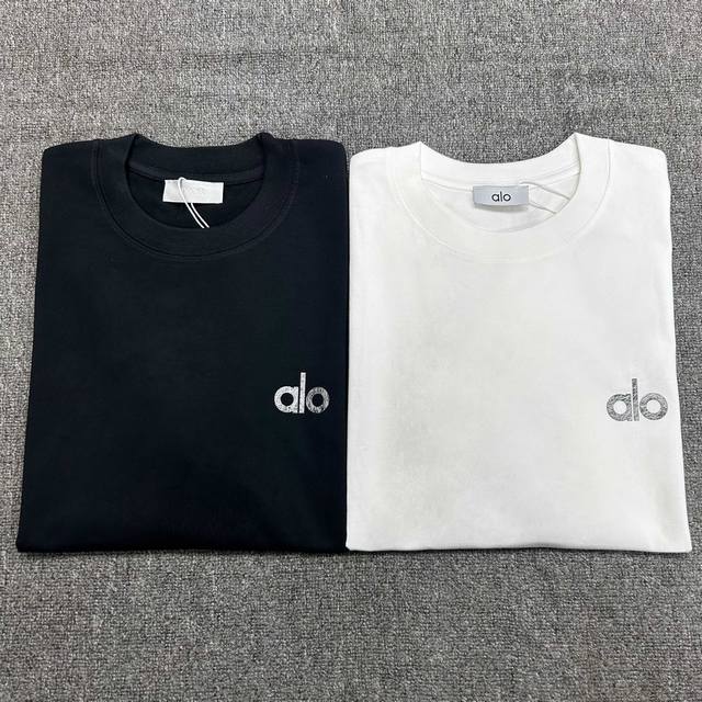 Style number: G2881 New style loose round neck short-sleeved T-shirt with small