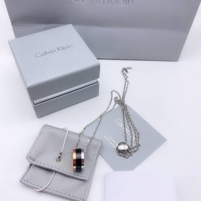 Calvinklein Ck three-color necklace couple necklace purchasing version! Differen