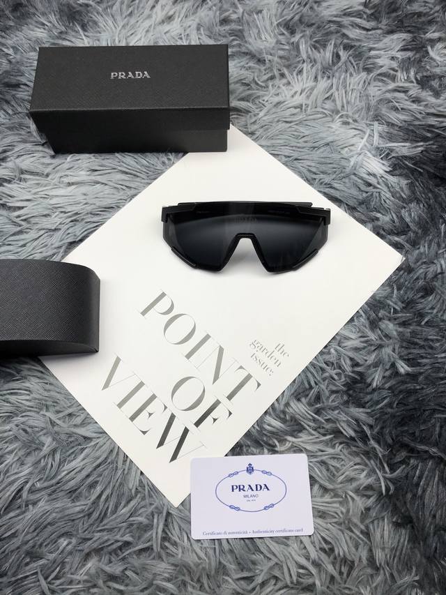 Prada Sunglasses, Top Version