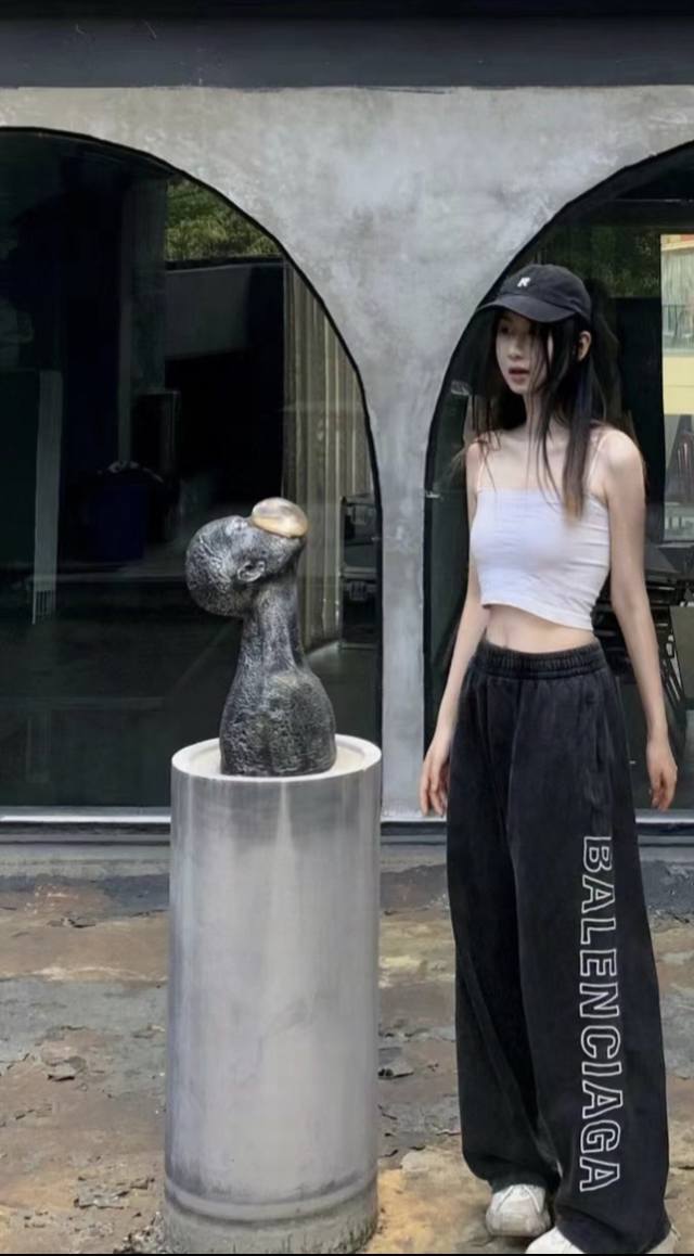 Balenciaga Balenciaga Blcg 23Ss new side embroidered trousers loose version unis