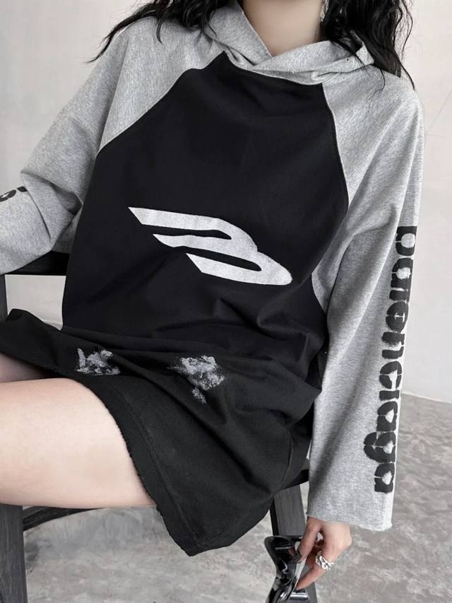 Balenciaga Balenciaga Fw24 Letter Printed Hooded Three-quarter Long Sleeve T-shi