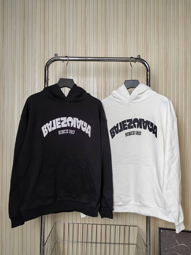 Balenciaga 23Ss Balenciaga's latest inverted letter embroidered hooded sweatshir