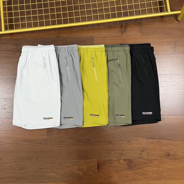 Carefully selected goods! Salomon's new men's casual sports shorts! Classic and