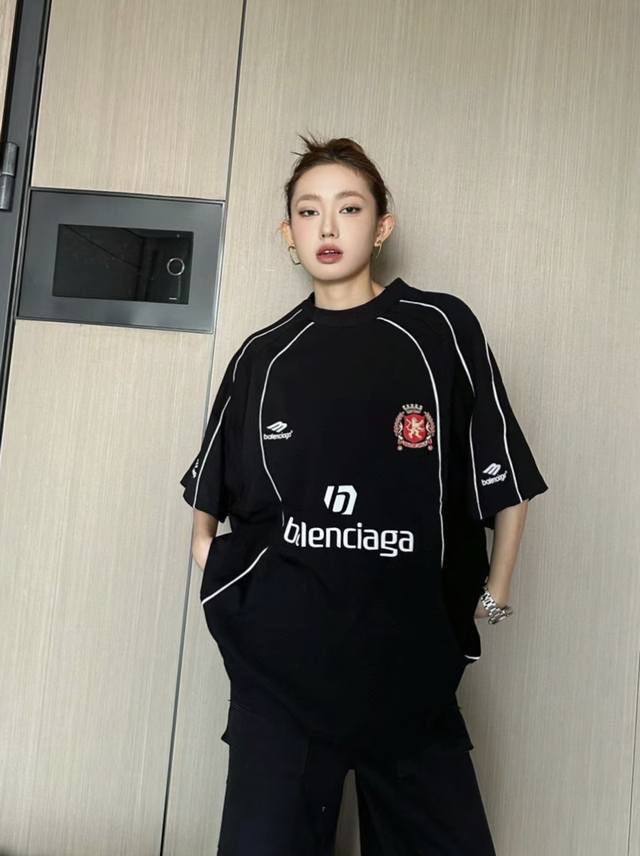 BalenciagaBalenciaga 24 summer new Manchester United No. 10 football short-sleev