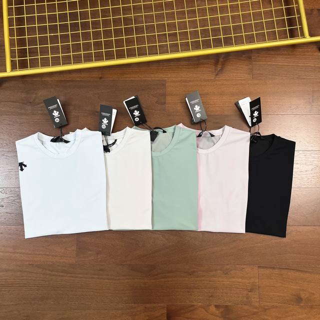 Carefully selected goods! Descente's new men's casual sports short-sleeved T-sh