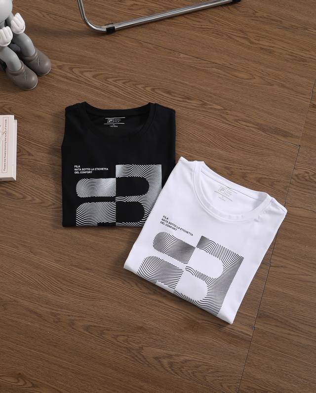 Carefully selected goods! Fila's new men's quick-drying round neck short-sleeve