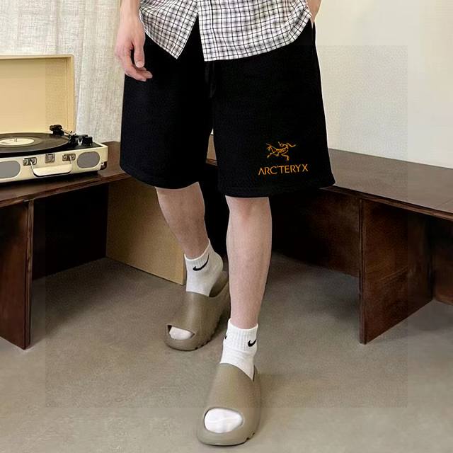 Arc'teryx Arc'teryx's latest gold label small logo printed unisex couple shorts