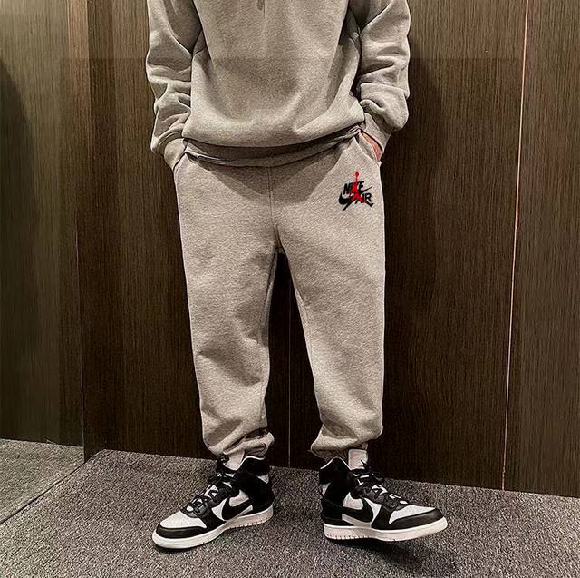 No velvetAir Jordan &Nike Jordan Nike joint basic logo terry sweatpants Simple d