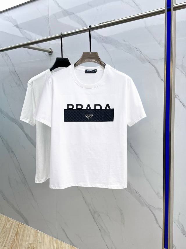 Prada 2025 Spring and Summer New Releases Newest Short-sleeved Round Neck T-shi