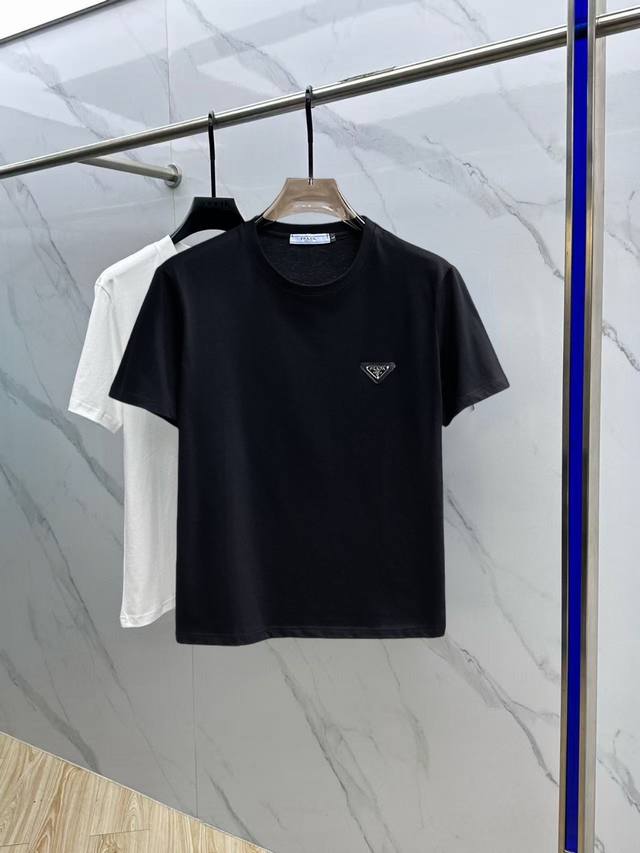Prada 2025 Spring and Summer New Releases Newest Short-sleeved Round Neck T-shi